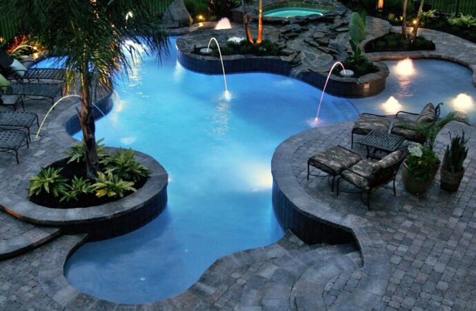 Pool Lighting-SoFlo Pool Decks and Pavers of Wellington