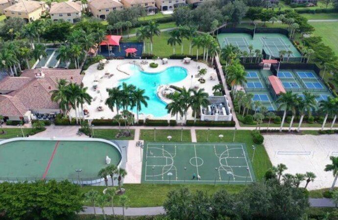 Bella Terra HOA, SoFlo Pool Decks and Pavers of Wellington