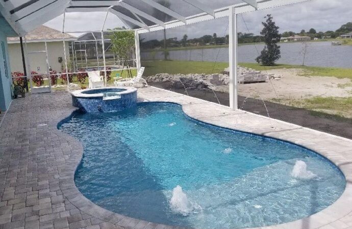 Pool Bubblers Installation, SoFlo Pool Decks and Pavers of Wellington