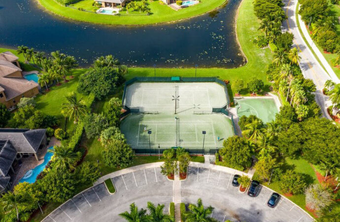 Versailles HOA, SoFlo Pool Decks and Pavers of Wellington